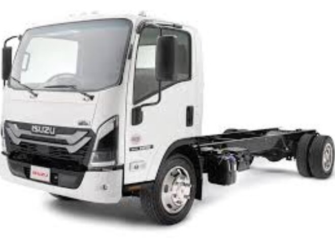 شاحنة إيسوزو NQR