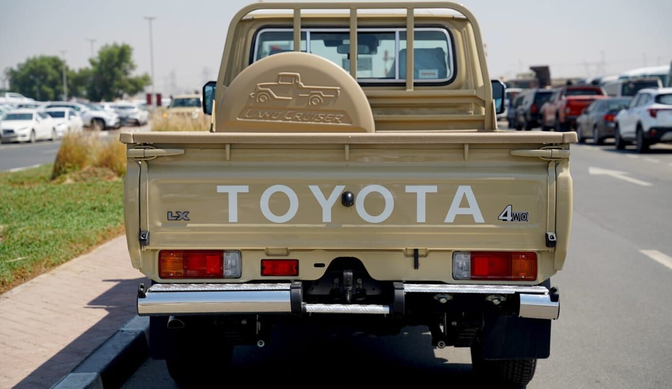 تويوتا لاند كروزر بيك أب 4×4