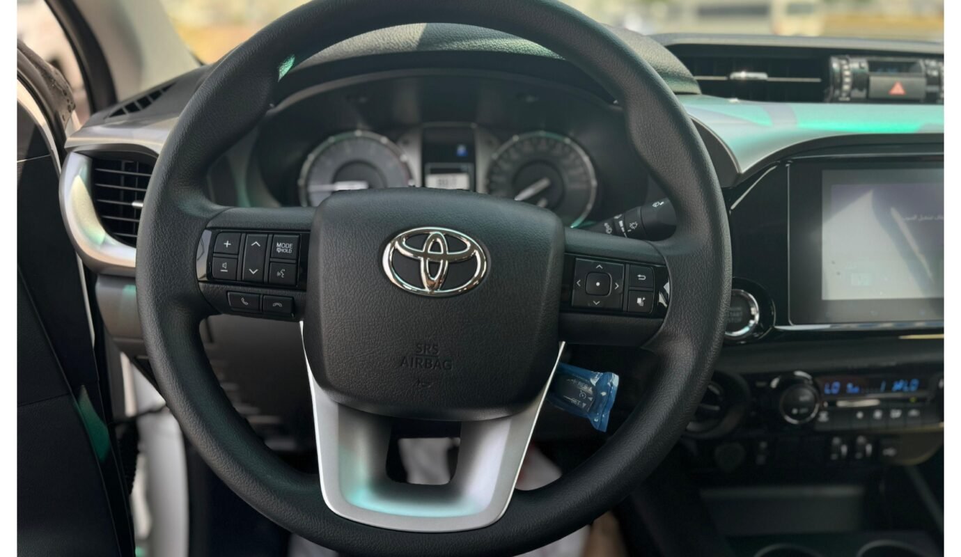 Toyota Hilux SGLX 4×4 – دفع رباعي (4×4)