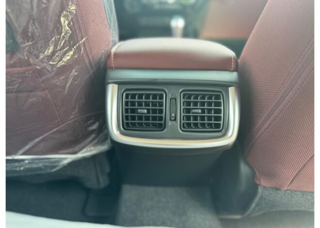 Toyota Hilux SGLX 4×4 – دفع رباعي (4×4)