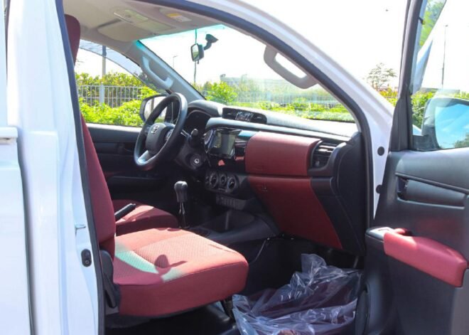 تويوتا هايلوكس SGLX 4×4 2.4L ديزل أوتوماتيك