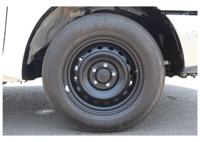 تويوتا هيلوكس جي إل، كابينة مفردة، 2025