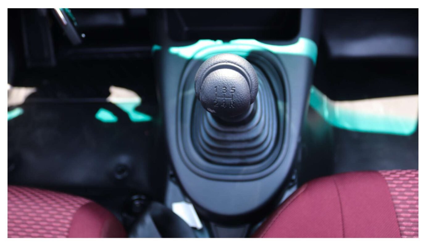 تويوتا هيلوكس جي إل، كابينة مفردة، 2025