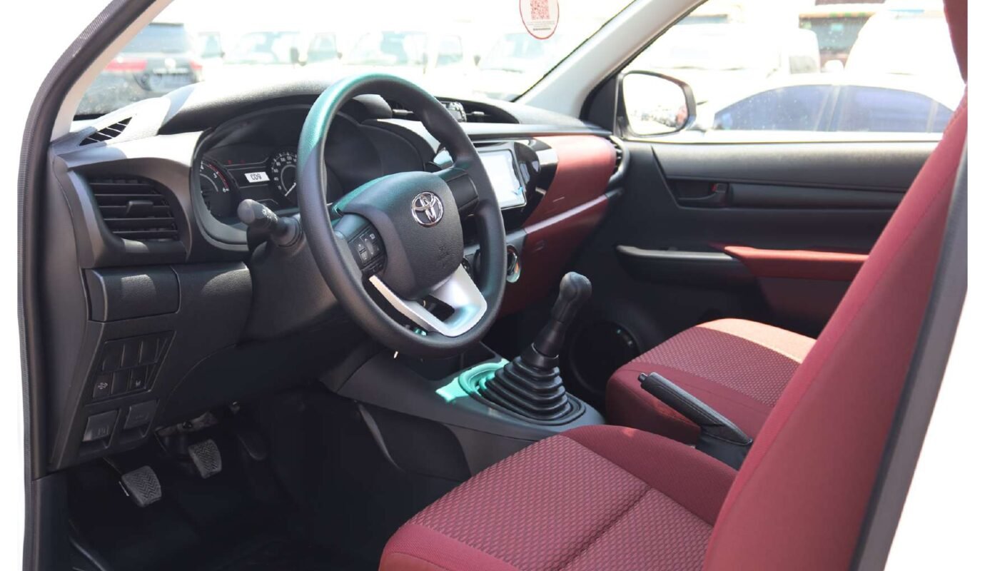 تويوتا هيلوكس جي إل، كابينة مفردة، 2025