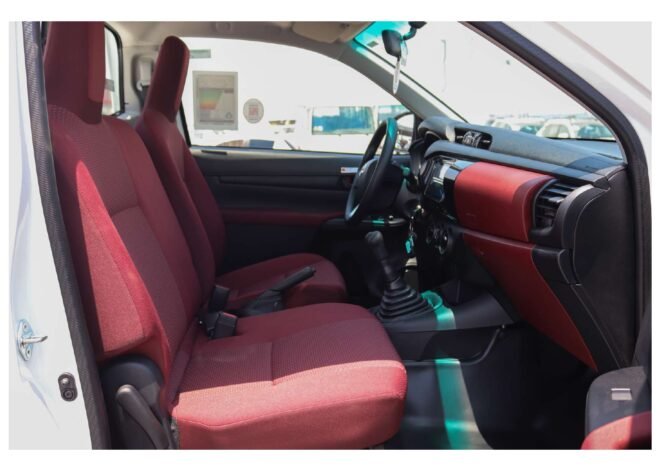 تويوتا هيلوكس جي إل، كابينة مفردة، 2025